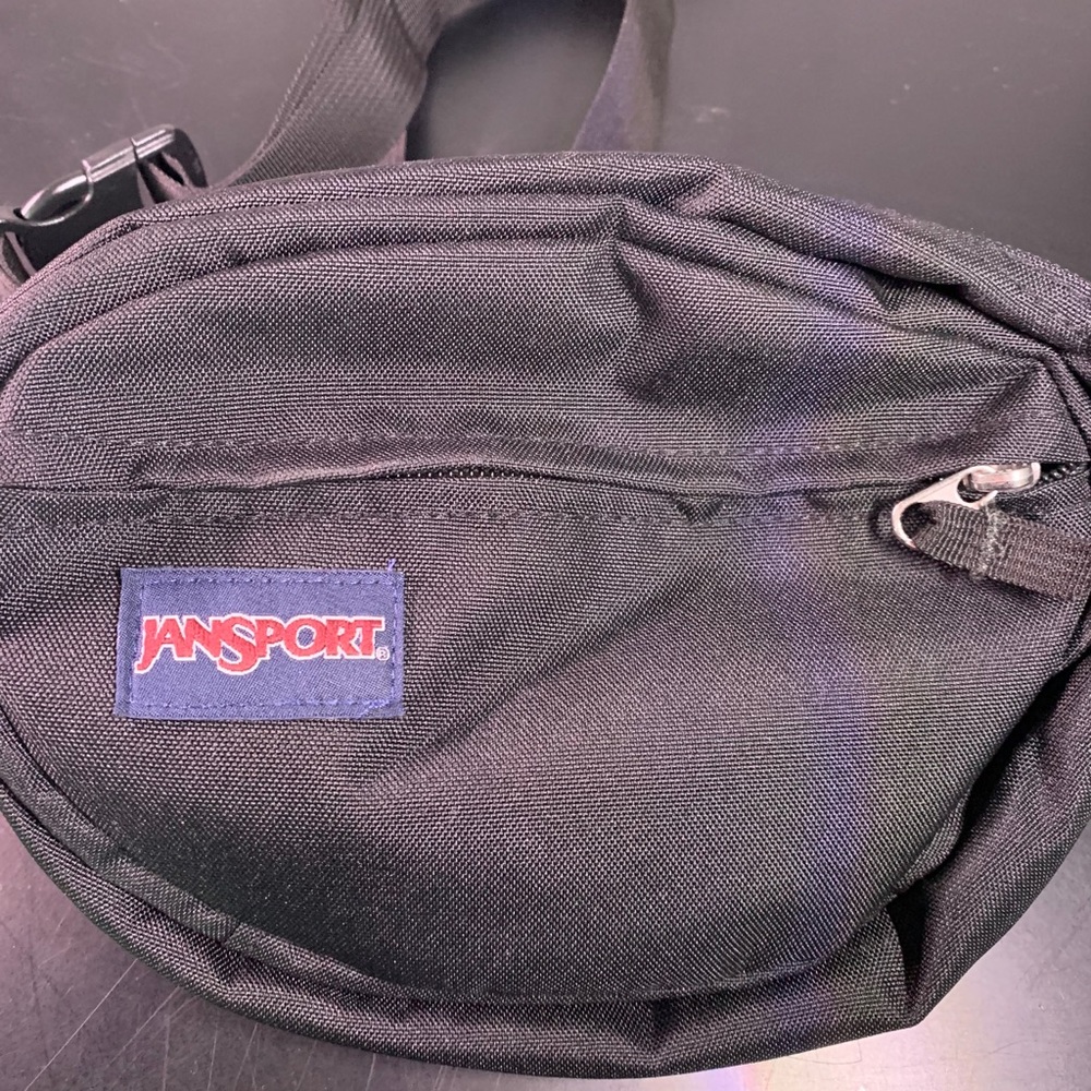 Black Jansport Fifth Ave. Fanny Pack